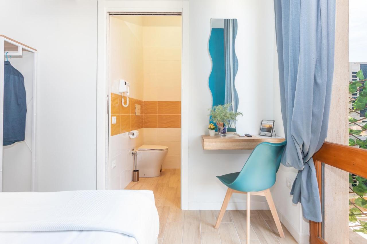 Domus Laetitiae Rooms & Apartments Quartu Sant'Elena Ngoại thất bức ảnh