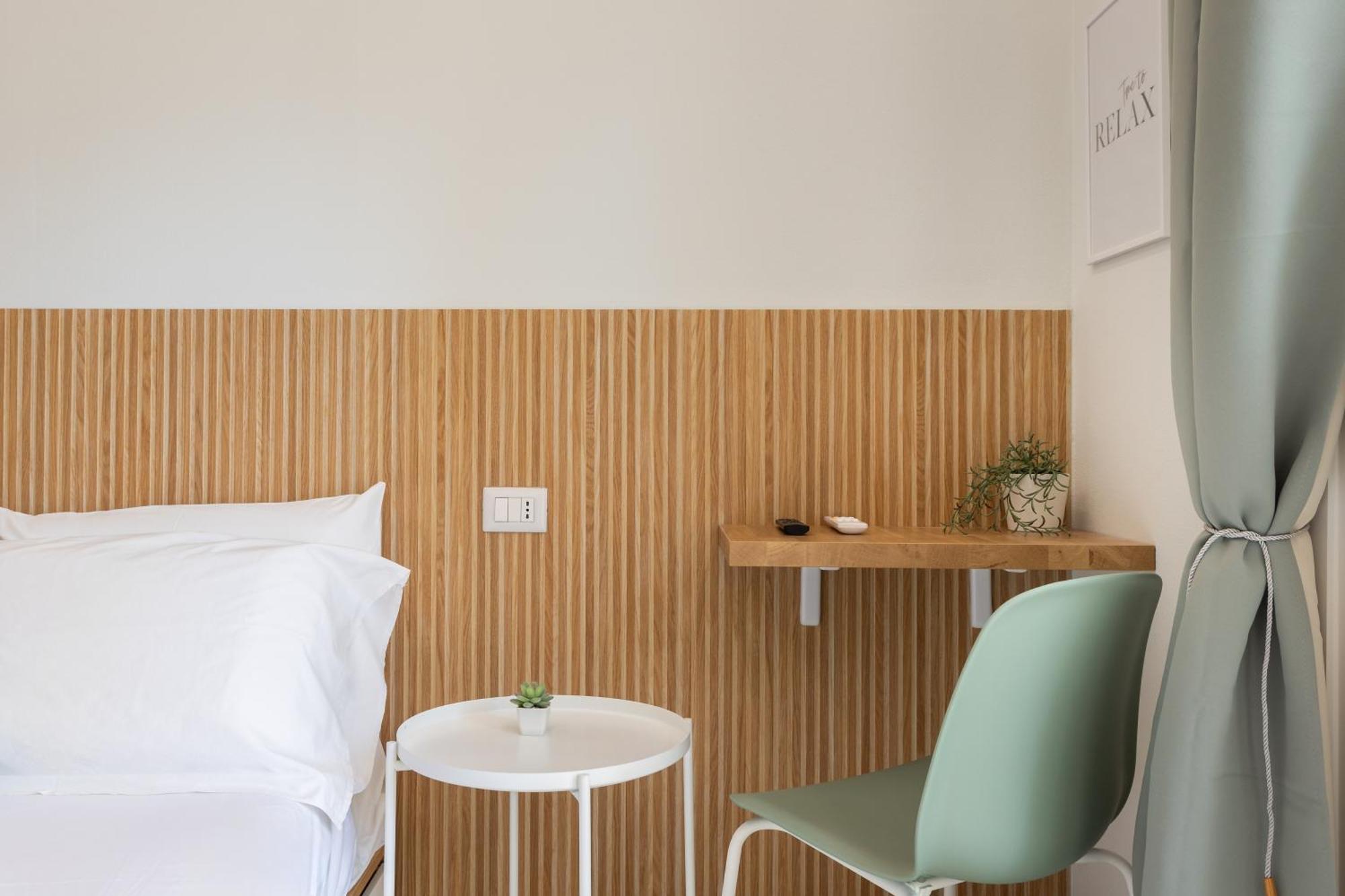 Domus Laetitiae Rooms & Apartments Quartu Sant'Elena Ngoại thất bức ảnh